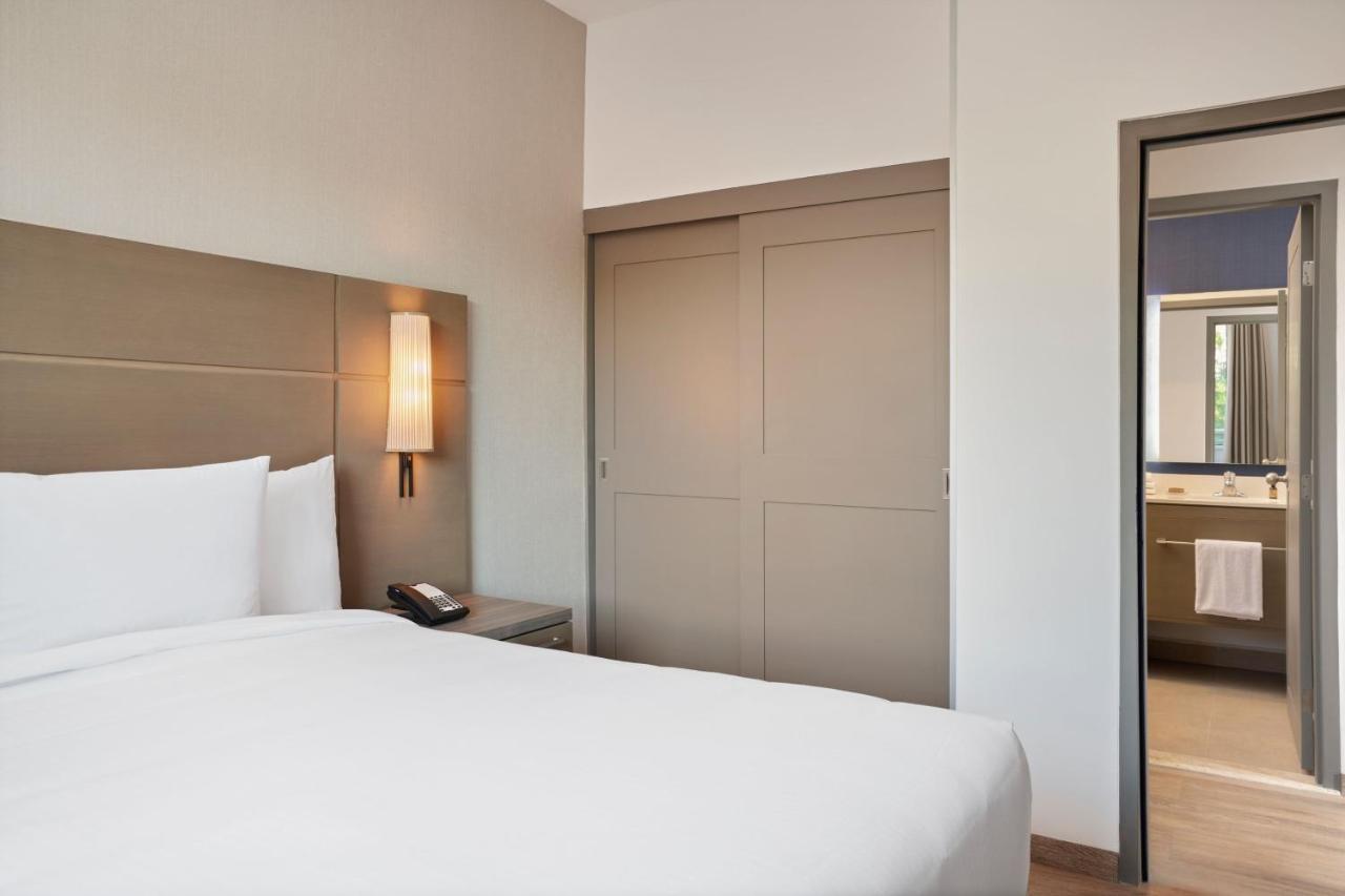 Residence Inn By Marriott פלאייה דל כרמן מראה חיצוני תמונה
